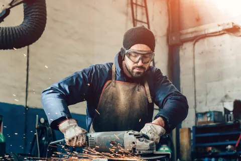 In Deutschland gibt es mehrere Berufsgenossenschaften, die jeweils für die unterschiedlichen Branchen zuständig sind. © Shutterstock, Riccardo Piccinini