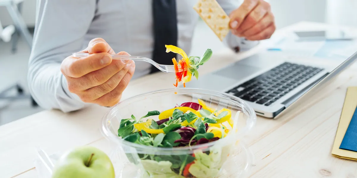 Wir versorgen dich mit Tipps für eine gesündere Ernährung. © Shutterstock, Stock-Asso