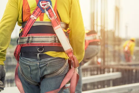 Die Gefährdungsbeurteilung ist eine wichtige Maßnahme für den Arbeitsschutz. © Shutterstock, Bannafarsai_Stock